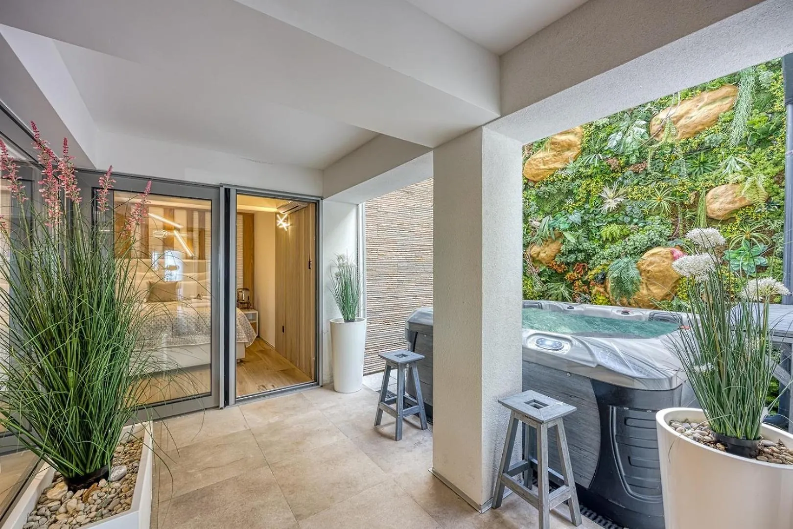 Deluxe Apartment With Whirlpool Crikvenica