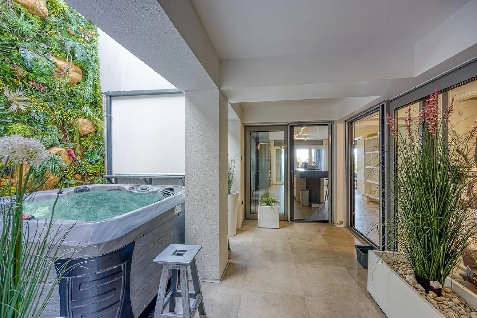Deluxe Apartment With Whirlpool Crikvenica Croatia